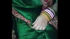 تشغيل الساخنة الهندية مثلي الجنس crossdresser gaurisissy في اللى الأخضر الحصول على المتشددين