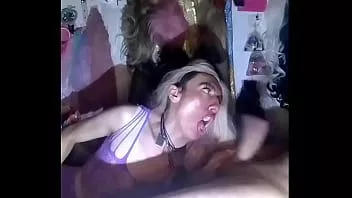 play الحصول على هذا الديك الأبيض الكبير جاهزًا لمضاجعتي في حفرة ضيقة (التعليق ، مثل ، الاشتراك وإضافة لي كصديق لمزيد من مقاطع الفيديو الشخصية واللقاءات الواقعية)