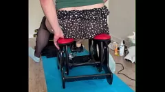 play Arschtraining für Amateur-Trans-Crossdresser mit Spielzeug