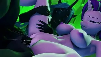 Reproduzir Mlp futanari meninas futa rainha crisálida e a princesa do amor cadance com brilho da luz das estrelas por arte de cascos