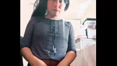 Oynat TGIRL Dönüşümü: Chico ilk kez sıcak bir Shemale'ye dönüşüyor